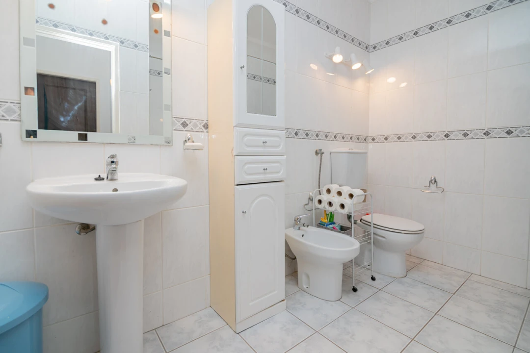 Apartamento T1 para Venda em Alvor Foto 26