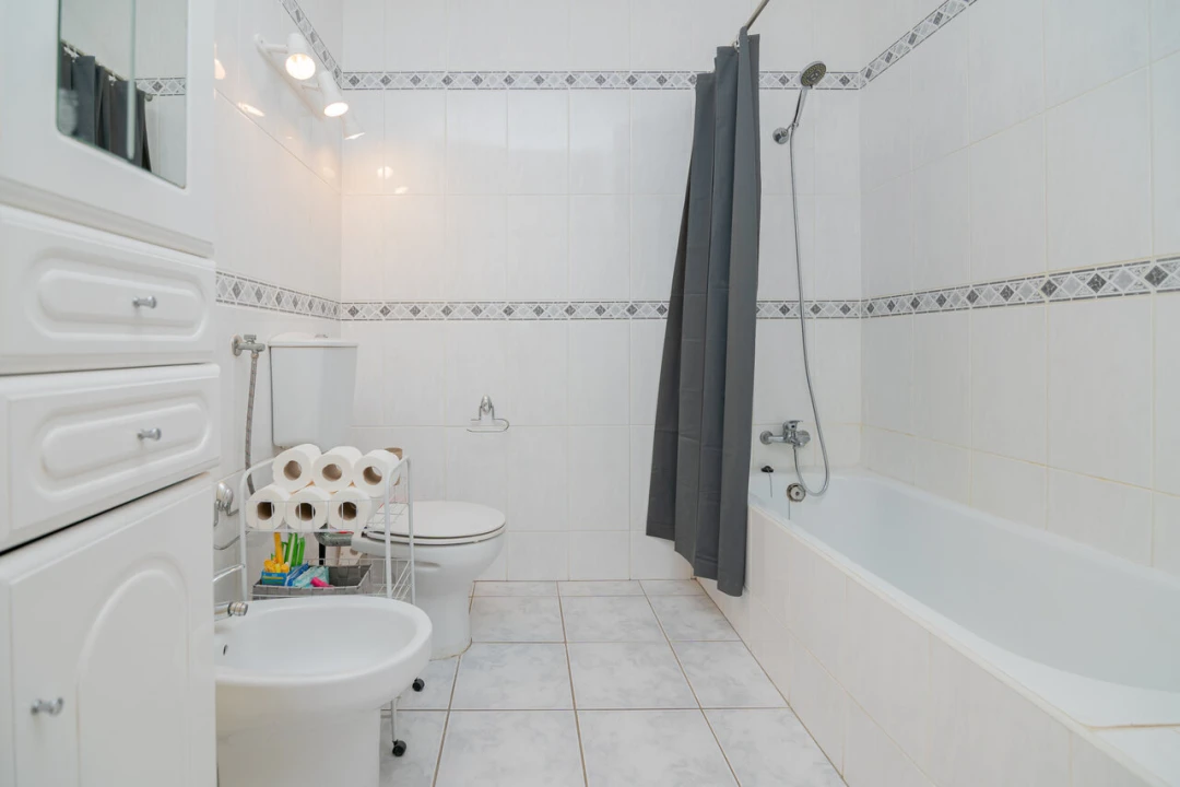 Apartamento T1 para Venda em Alvor Foto 27