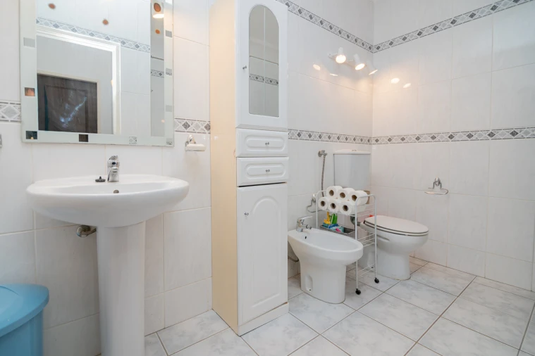 Apartamento T1 para Venda em Alvor Foto 26