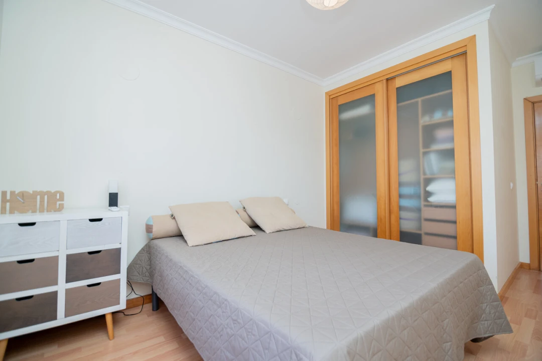 Apartamento T1 para Venda em Portimão Foto 17
