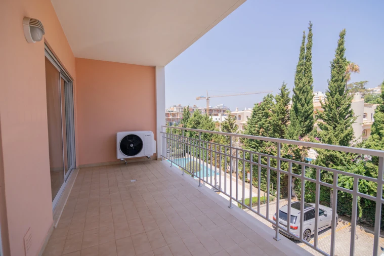 Apartamento T1 para Venda em Portimão Foto 22