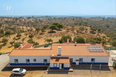 Moradia T7 para Venda em Vila Nova de São Bento e Vale de Vargo
