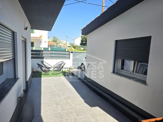 Moradia T3 para Venda em Quinta do Conde Foto 10