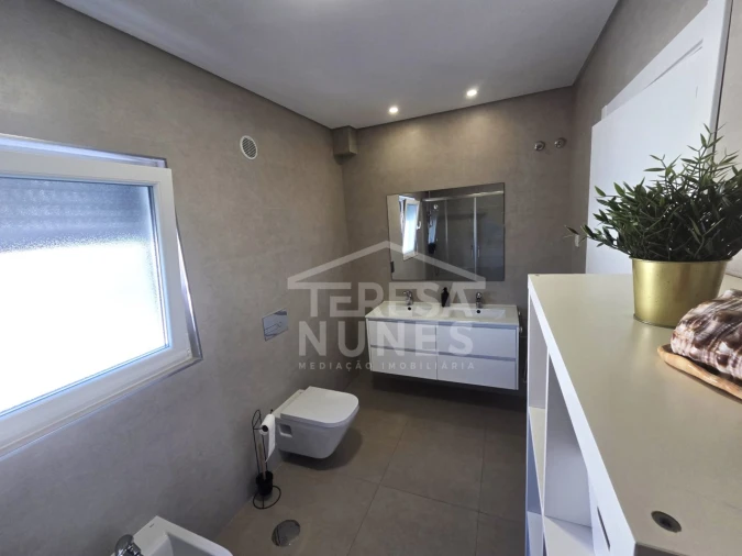 Moradia T3 para Venda em Quinta do Conde Foto 17