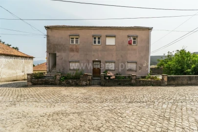 Prédio para Venda em Tortosendo