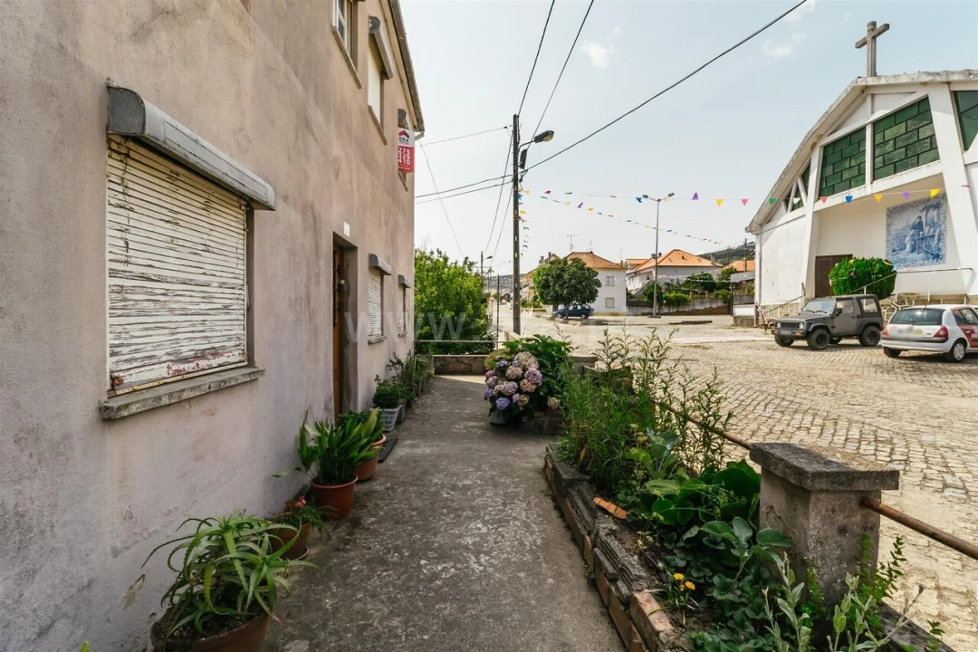 Prédio para Venda em Tortosendo Foto 7