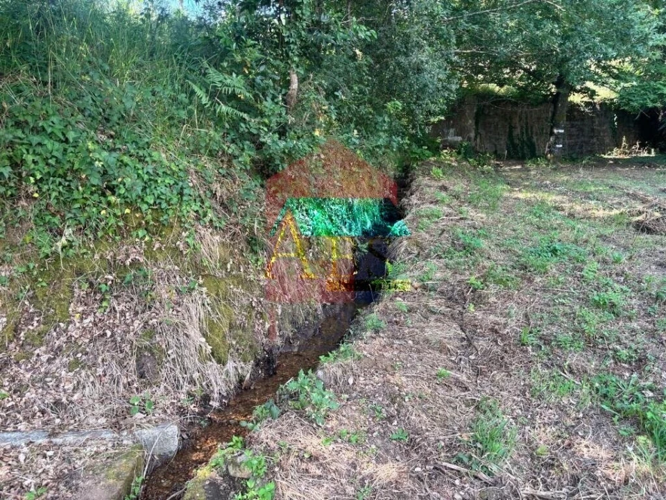 Terreno para Venda em Parada de Gatim Foto 10