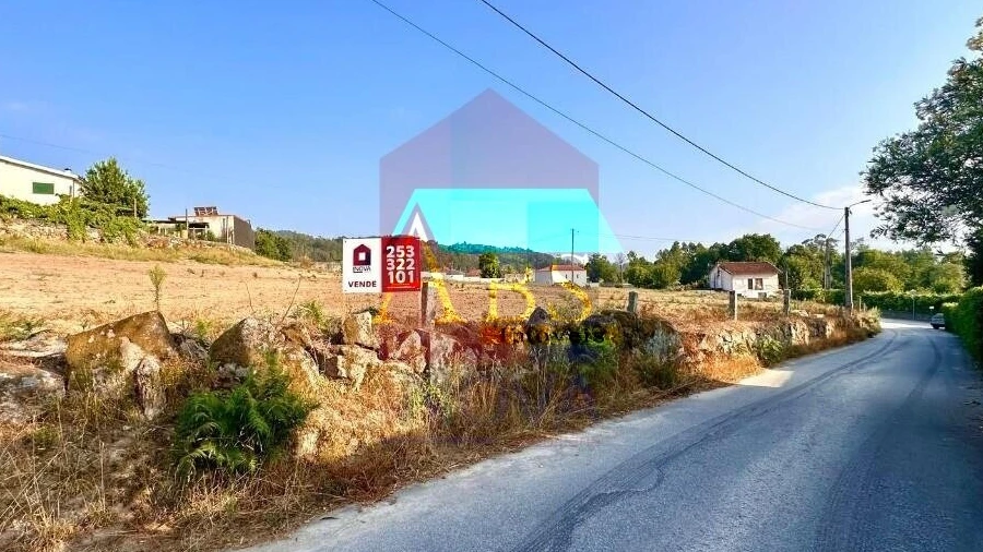 Terreno para Venda em Torre e Portela