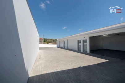 Moradia T4 para Venda em Milagres