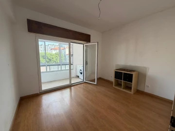 Apartamento T1 para Venda em Águas Livres