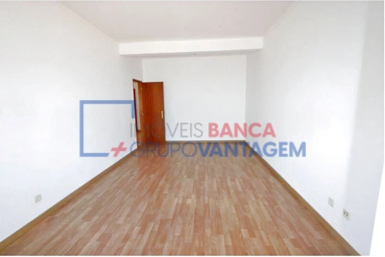 Apartamento T3 para Venda em Baixa da Banheira e Vale da Amoreira Foto 4