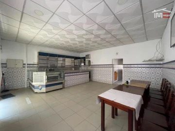 Negócio para Venda em Sarilhos Grandes
