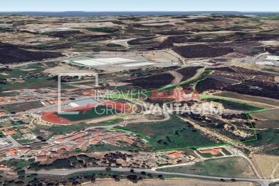Terreno para Venda em Santa Maria, São Pedro e Matacães