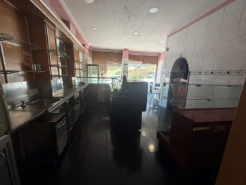 Loja para Arrendamento em Queluz e Belas