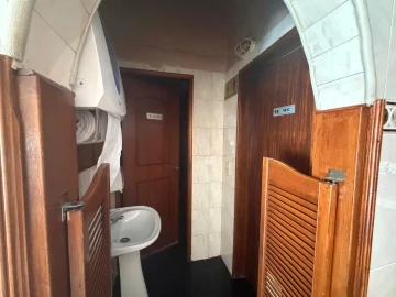 Loja para Arrendamento em Queluz e Belas