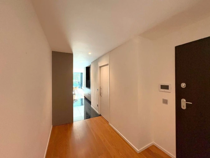 Apartamento T1 para Arrendamento em Avenidas Novas Foto 10