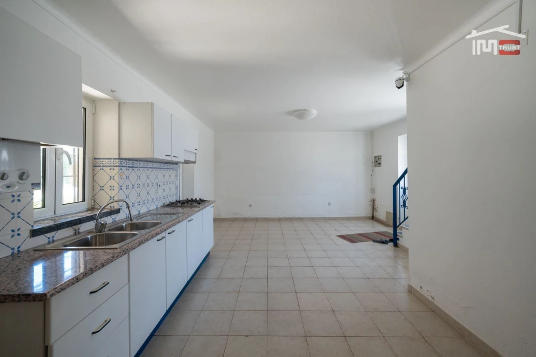 Moradia T2 para Arrendamento em São Mamede Foto 4