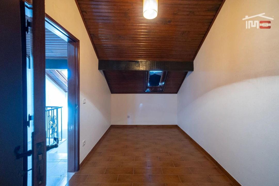 Moradia T2 para Arrendamento em São Mamede Foto 13