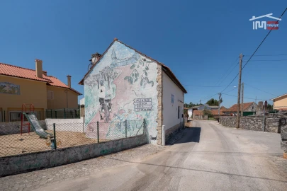 Moradia T2 para Arrendamento em São Mamede