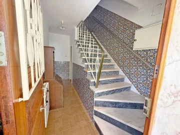 Moradia T4 para Venda em Algueirão-Mem Martins