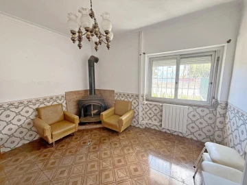 Moradia T4 para Venda em Algueirão-Mem Martins