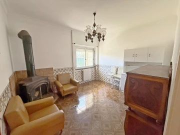 Moradia T4 para Venda em Algueirão-Mem Martins