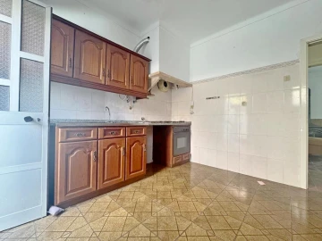 Moradia T4 para Venda em Algueirão-Mem Martins