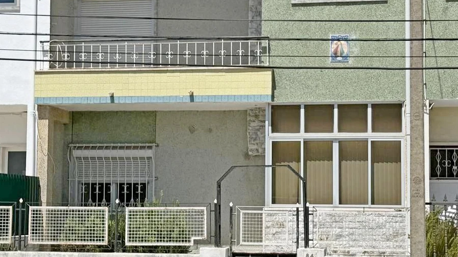 Moradia T4 para Venda em Algueirão-Mem Martins