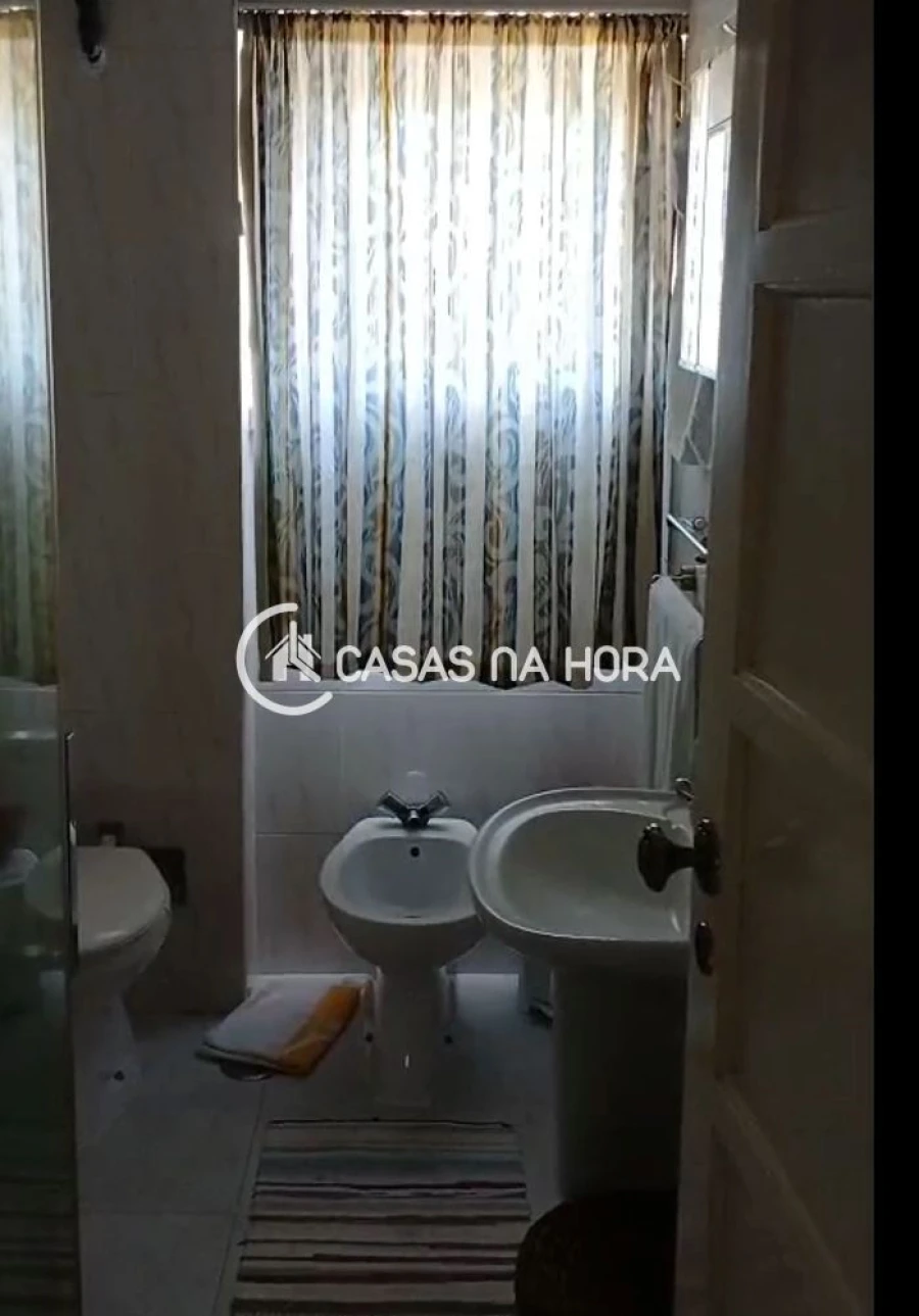 Apartamento T2 para Venda em Vialonga Foto 4