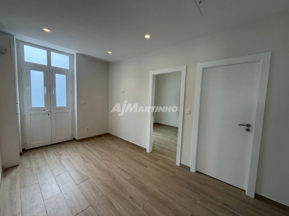 Apartamento T2 para Arrendamento em Custóias, Leça do Balio e Guifões Foto 2
