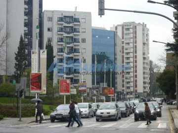 Apartamento T1 para Arrendamento em Lordelo do Ouro e Massarelos