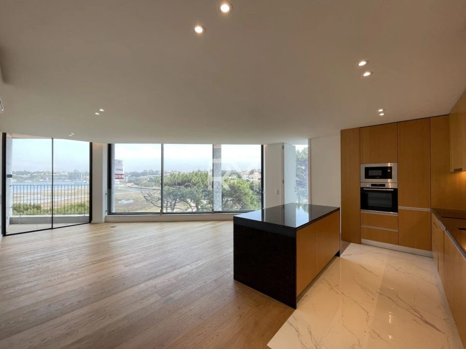 Apartamento T3 para Venda em Canidelo Foto 5