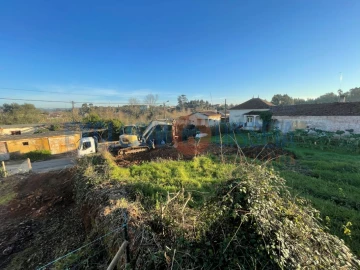 Terreno para Venda em Barrô e Aguada de Baixo