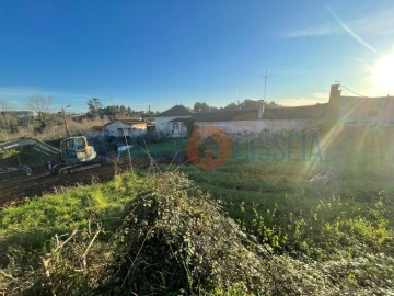 Terreno para Venda em Barrô e Aguada de Baixo