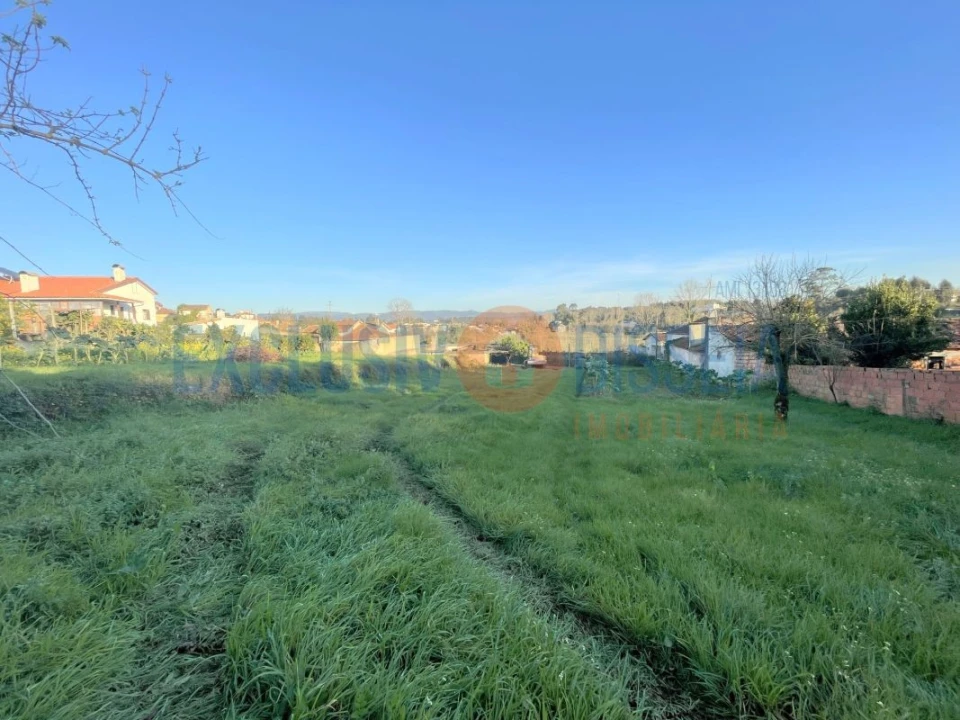 Terreno para Venda em Barrô e Aguada de Baixo Foto 10