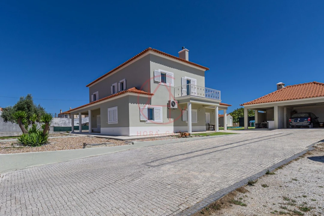 Moradia T5 para Venda em Sesimbra (Castelo) Foto 1