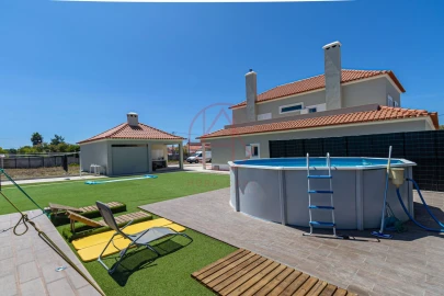 Moradia T5 para Venda em Sesimbra (Castelo)