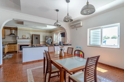 Moradia T5 para Venda em Sesimbra (Castelo)
