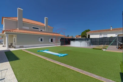 Moradia T5 para Venda em Sesimbra (Castelo)