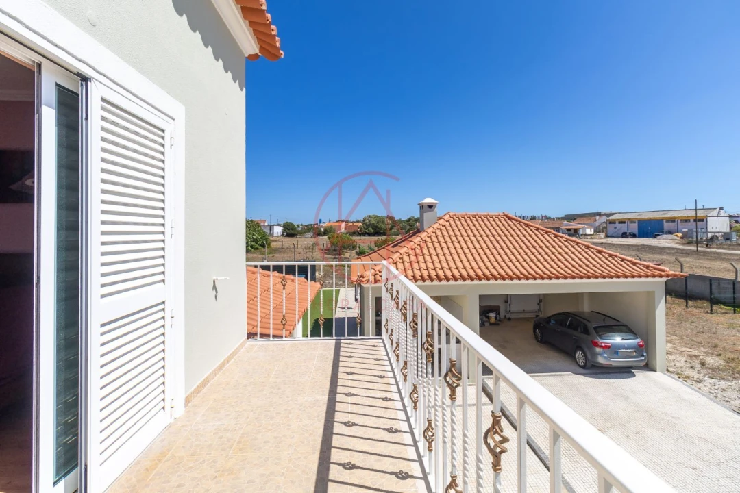 Moradia T5 para Venda em Sesimbra (Castelo) Foto 46