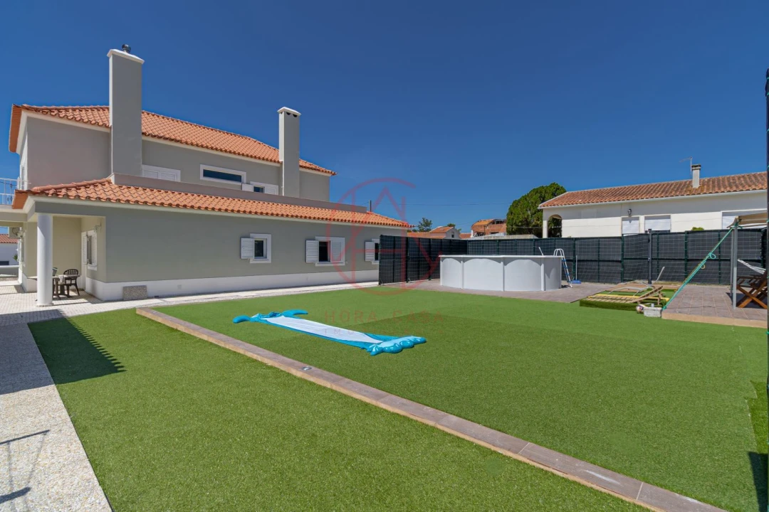 Moradia T5 para Venda em Sesimbra (Castelo) Foto 10