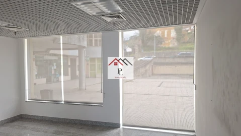Loja para Venda em Miranda do Corvo