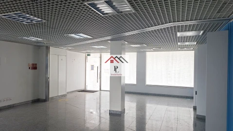 Loja para Venda em Miranda do Corvo