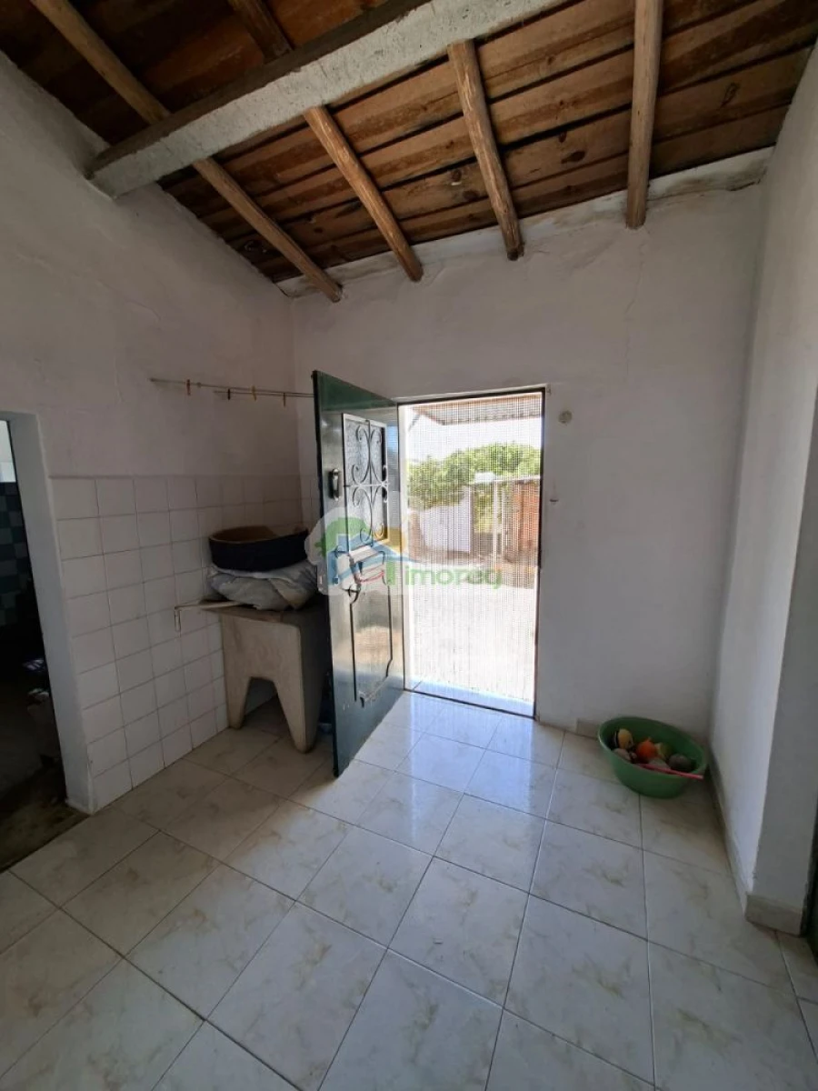 Moradia T2 para Venda em Corval Foto 8