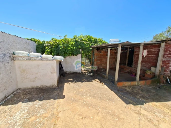 Moradia T2 para Venda em Corval Foto 15