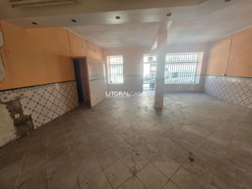 Loja para Arrendamento em Glória e Vera Cruz