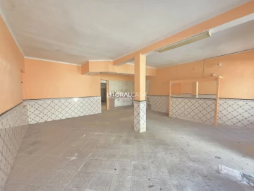 Loja para Arrendamento em Glória e Vera Cruz