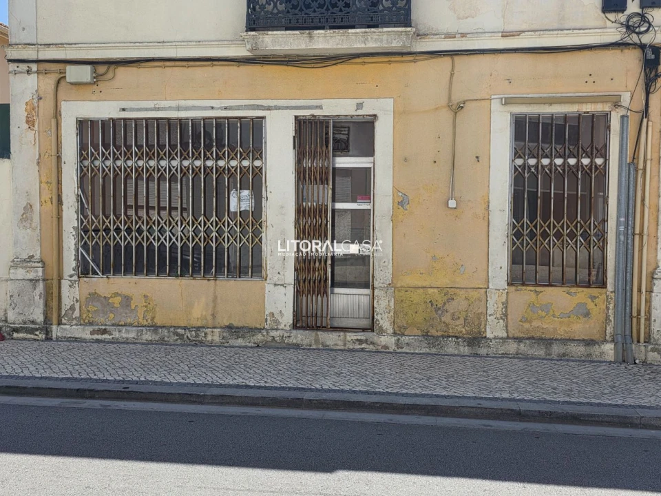 Loja para Arrendamento em Glória e Vera Cruz Foto 1