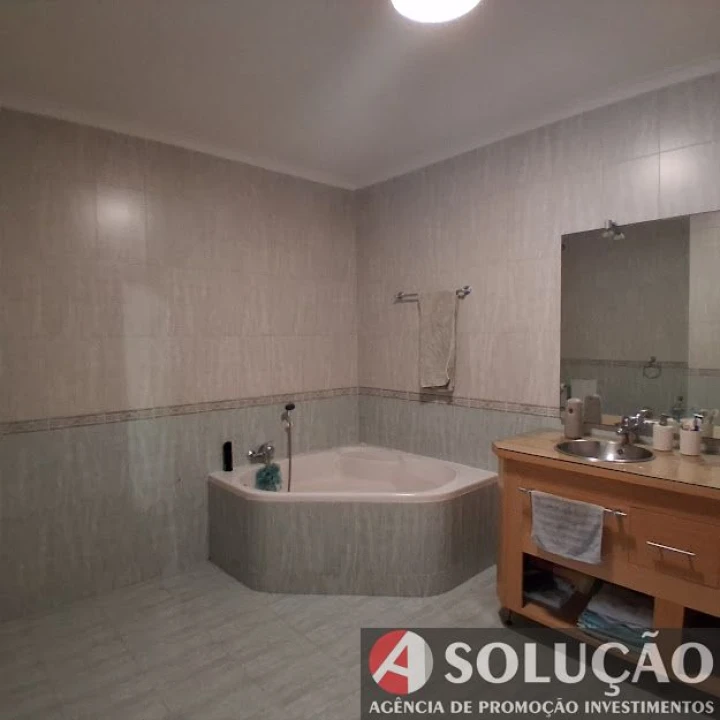Apartamento T3 para Venda em Vermoim Foto 18