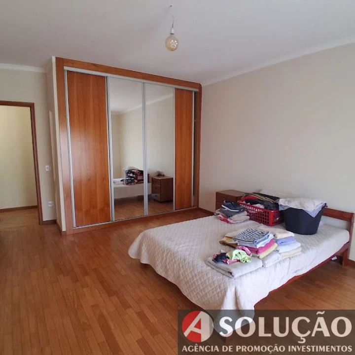 Apartamento T3 para Venda em Vermoim Foto 12
